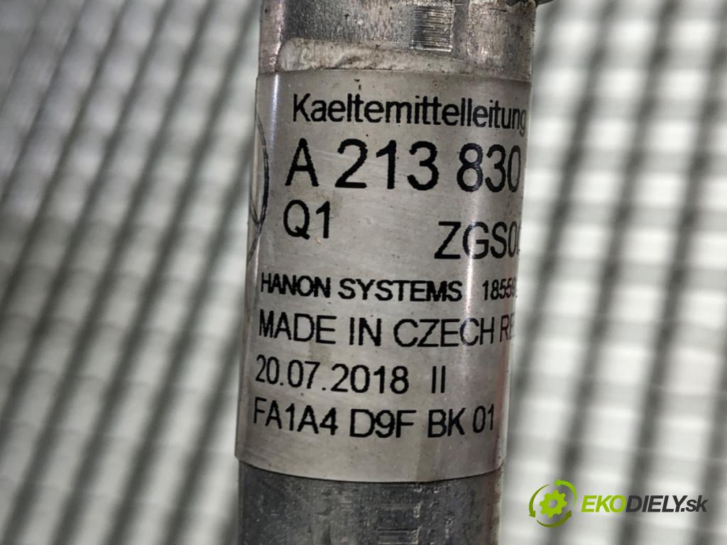 MERCEDES-BENZ CLS coupe 2018 320 kW AMG CLS 53 EQ Boost 4-matic+ (257.361) 2999 rúrka klimatizace A2138301902 (Trubka klimatizace)