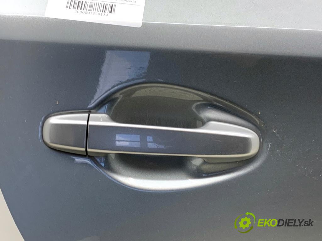 TOYOTA AURIS II Kombi 2017 73 kW 1.8 Hybrid (ZWE186_) 1798 Dvere pravy zad 1G6