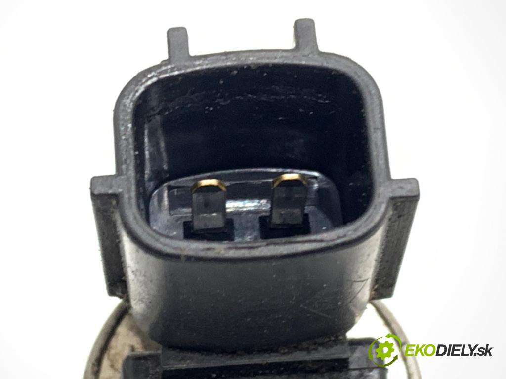 DACIA DUSTER SUV 2013 92 kW 1.2 TCe 125 1197 Snímač variabilný fázy 237964892R (Snímač)