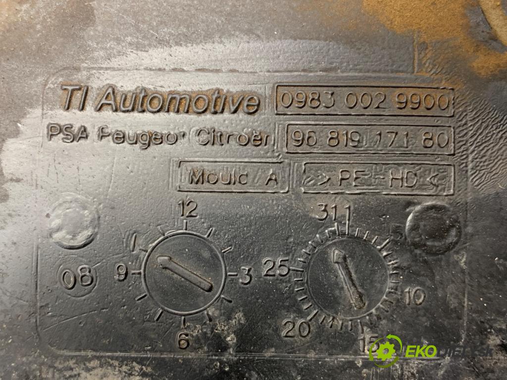 CITROEN C5 III sedan 2009 100 kW 2.0 HDi (RDRHDA) 1997 Nádržka DPF 9681917180