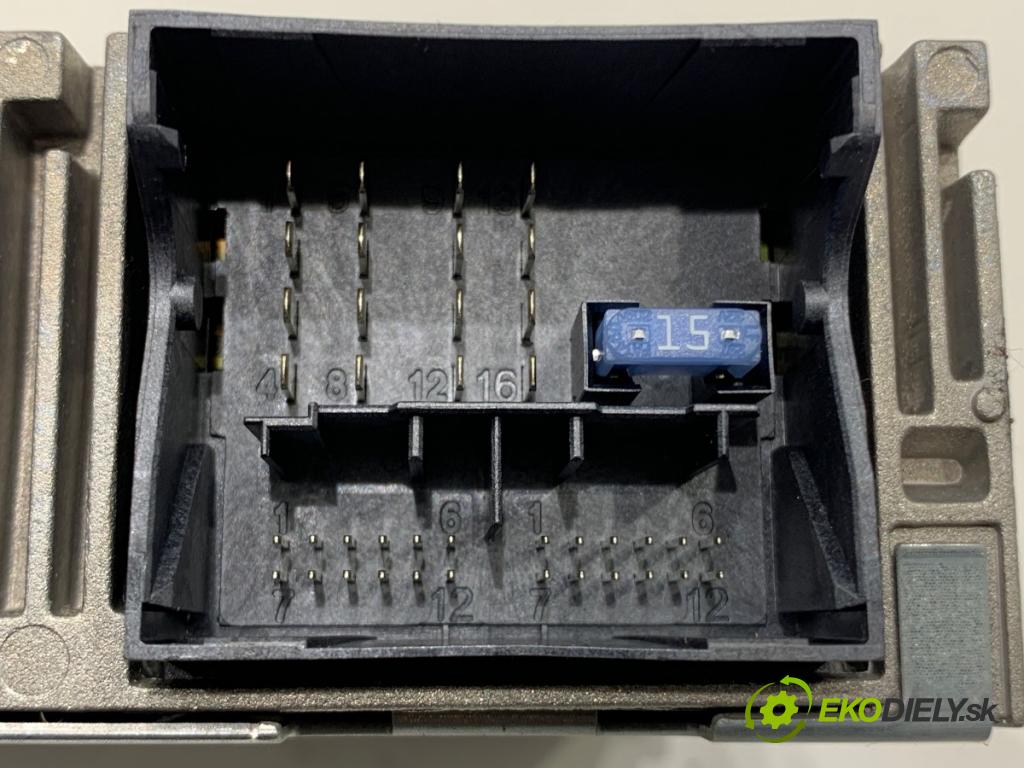 CITROEN C5 III sedan 2009 100 kW 2.0 HDi (RDRHDA) 1997 RADIO Navigácia 96647951ZD (Audio zariadenie)