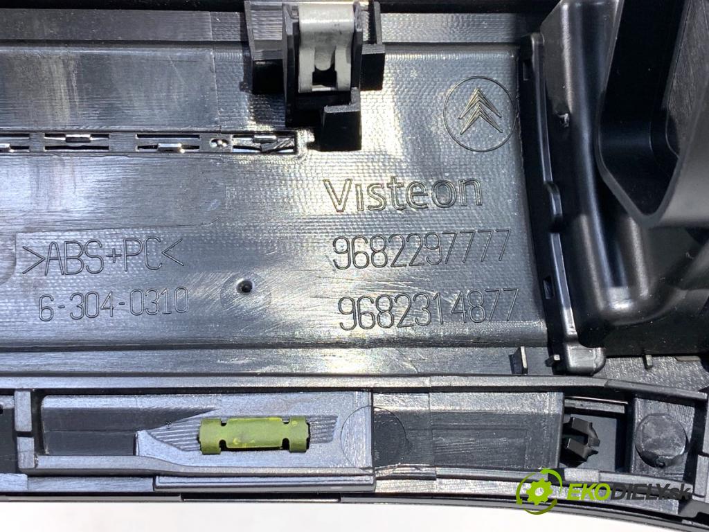 CITROEN C5 III sedan 2009 100 kW 2.0 HDi (RDRHDA) 1997 lišty kryt 9682425577 9682297777 (Lišta)