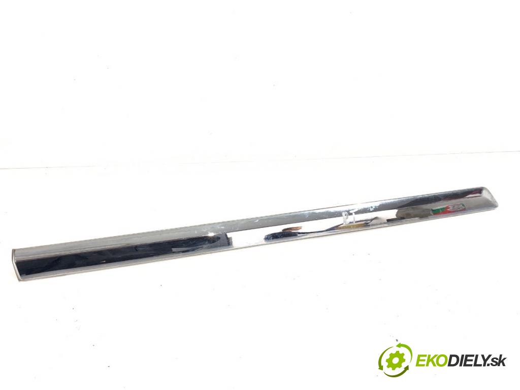 CITROEN C5 III sedan 2009 100 kW 2.0 HDi (RDRHDA) 1997 Lišta Dvere pravy zad 9681804480