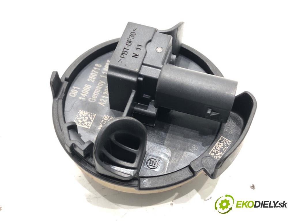 MERCEDES-BENZ CLS coupe 2018 320 kW AMG CLS 53 EQ Boost 4-matic+ (257.361) 2999 Snímač nárazu A2139051400 (Snímač nárazu)