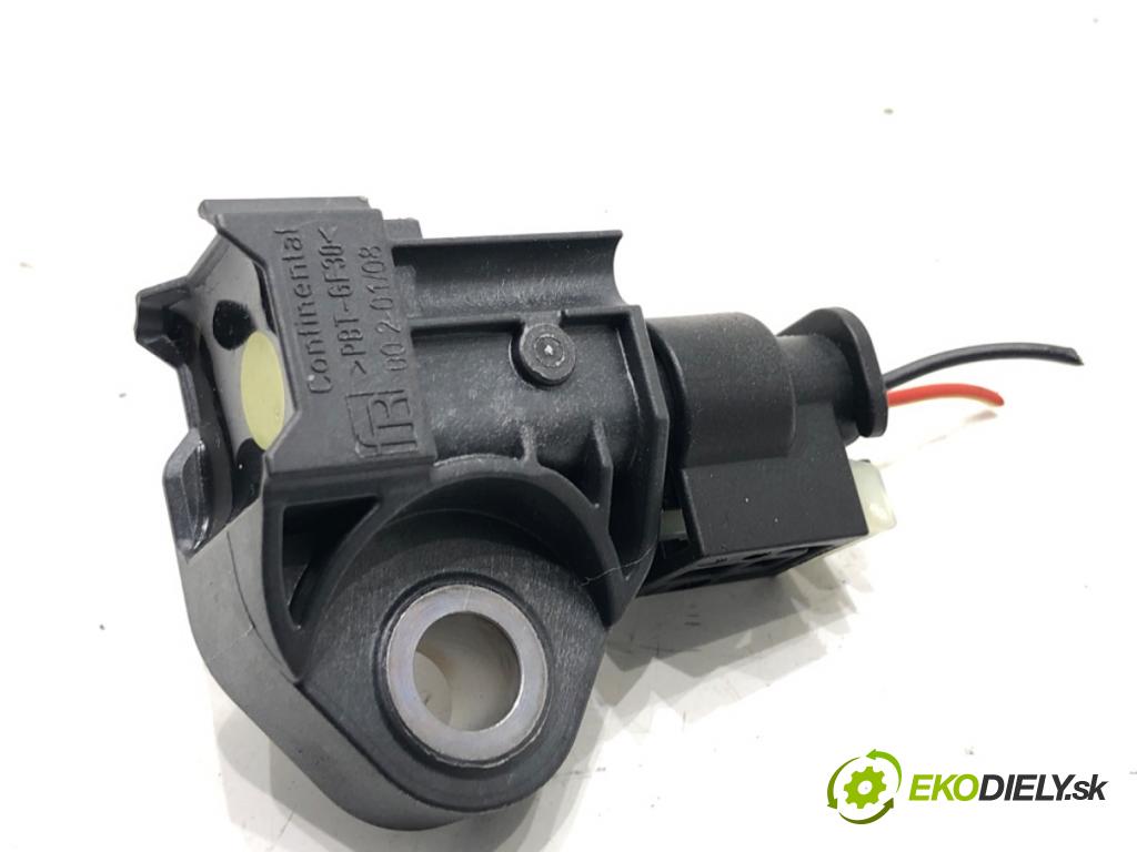 MERCEDES-BENZ CLS coupe 2018 320 kW AMG CLS 53 EQ Boost 4-matic+ (257.361) 2999 Snímač nárazu A2139051300 (Snímač nárazu)