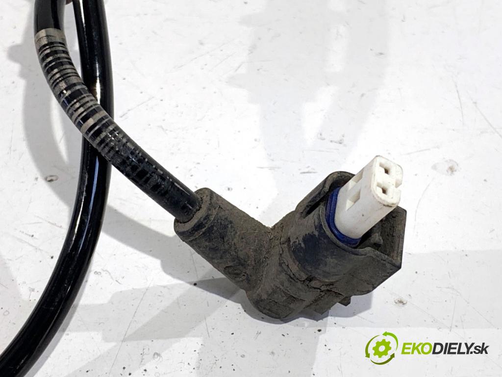 MERCEDES-BENZ CLS coupe 2018 320 kW AMG CLS 53 EQ Boost 4-matic+ (257.361) 2999 Snímač rýchlosti A2135403905 (Snímač)