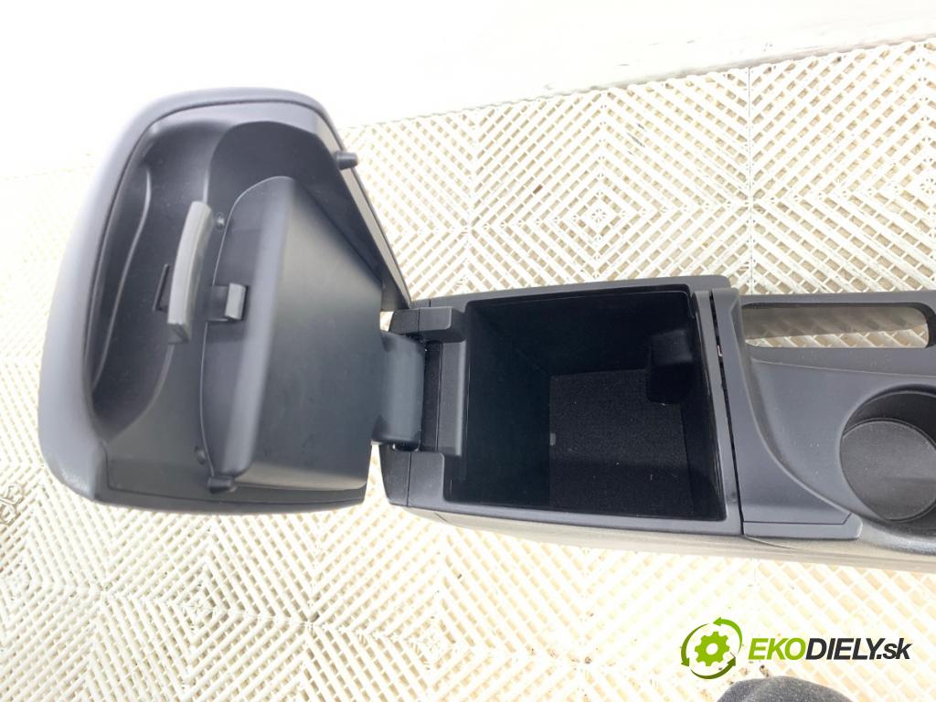 KIA CEED liftback 2015 99 kW 1.6 GDI 1591 Tunel stredový opierka 84651-A2000
