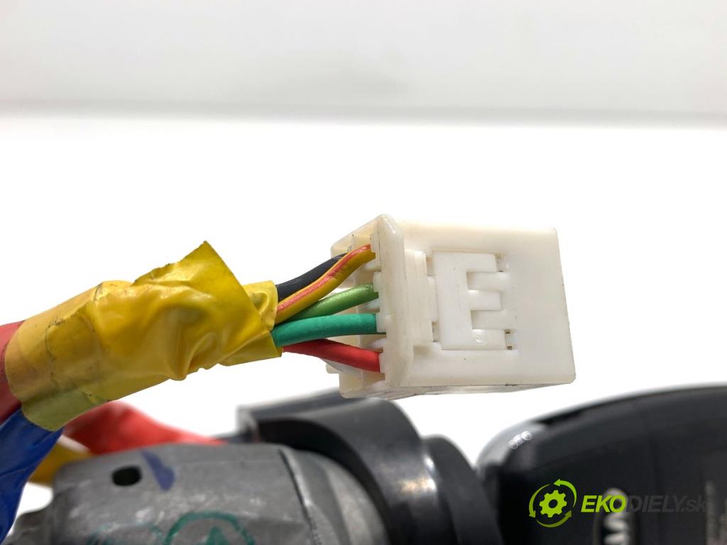 KIA CEED liftback 2015 99 kW 1.6 GDI 1591 spinačka ZDC2 (Spínacia skrinka)