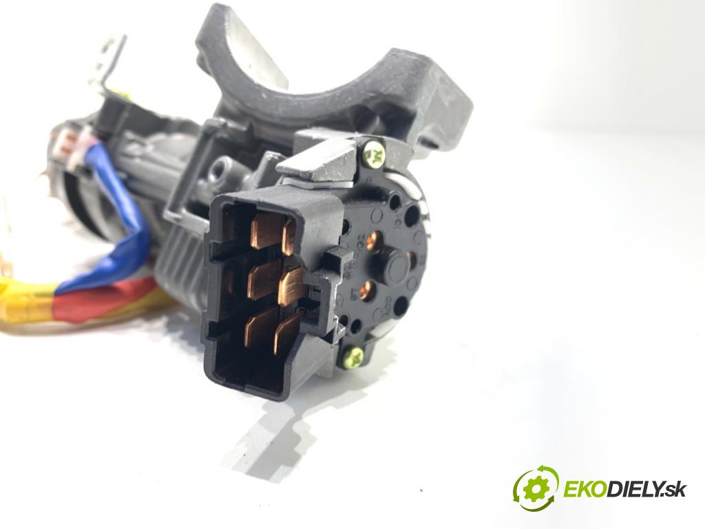 KIA CEED liftback 2015 99 kW 1.6 GDI 1591 spinačka ZDC2 (Spínacia skrinka)