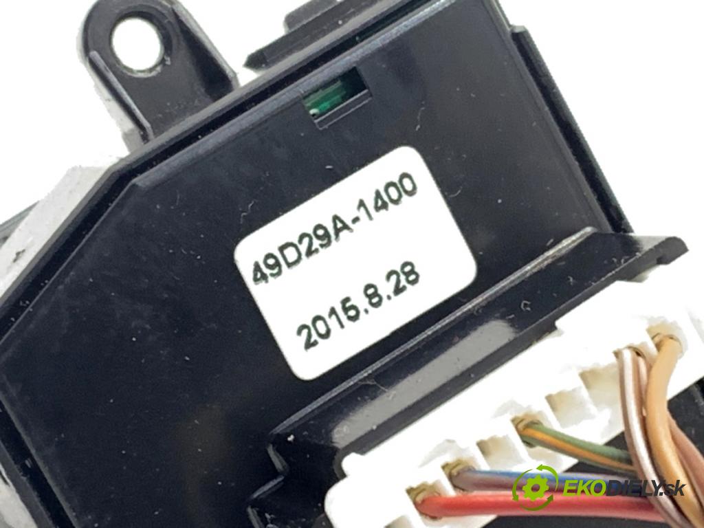 KIA CEED liftback 2015 99 kW 1.6 GDI 1591 SPÍNAČE: volantu 49D229C-1110 49D29B-1400 49D29A-1400