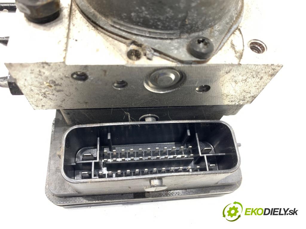 KIA CEED liftback 2015 99 kW 1.6 GDI 1591 Pumpa ABS 61589-45200 (Pumpa ABS)