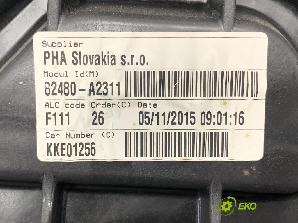 KIA CEED liftback 2015 99 kW 1.6 GDI 1591 mechanismus okna pravý přední část 82480-A2311