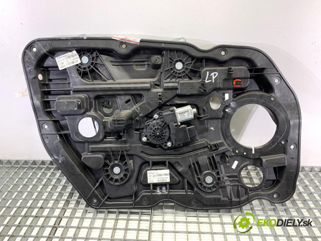 KIA CEED liftback 2015 99 kW 1.6 GDI 1591 Mechanizmus okna ľavy predný 82450-A2010 82470-A2301