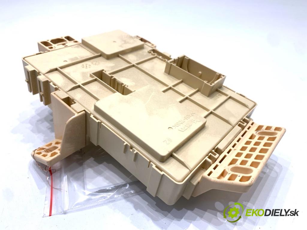 KIA CEED liftback 2015 99 kW 1.6 GDI 1591 Modul BSI 91950-A2130 (Poistková skrinka)