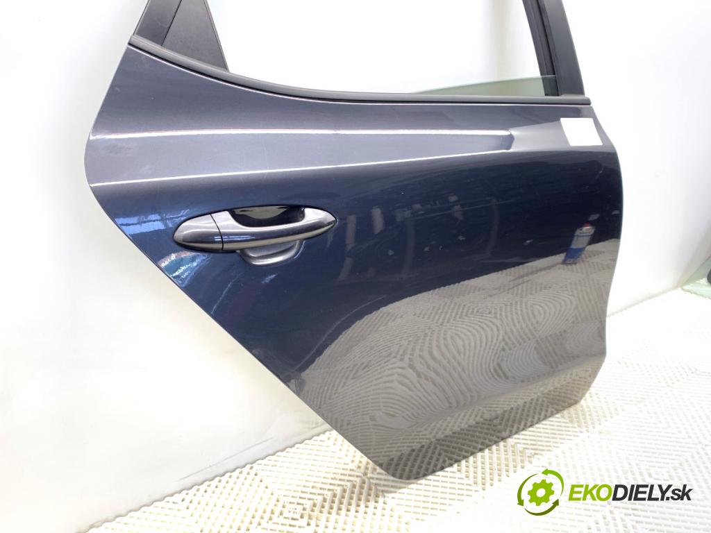 KIA CEED liftback 2015 99 kW 1.6 GDI 1591 Dvere pravy zad BE