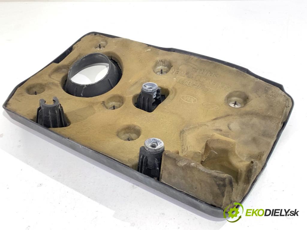 KIA CEED liftback 2015 99 kW 1.6 GDI 1591 Kryt Motor 29240-2B900 (Kryt motora)