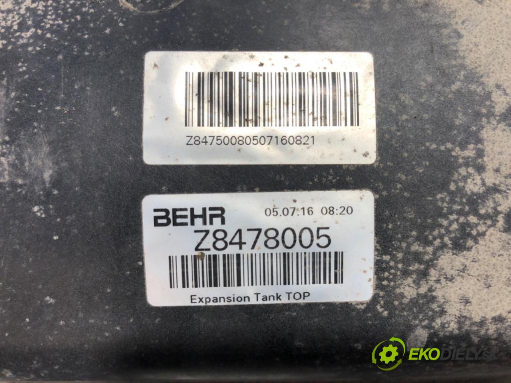 DAF XF Ciągnik siodłowy 2016 340 kW FT 460 340 kW [462 KM] olej napędowy 2012 - 2022 12900 nádržka vyrovnávací kapaliny chadicího 1960437