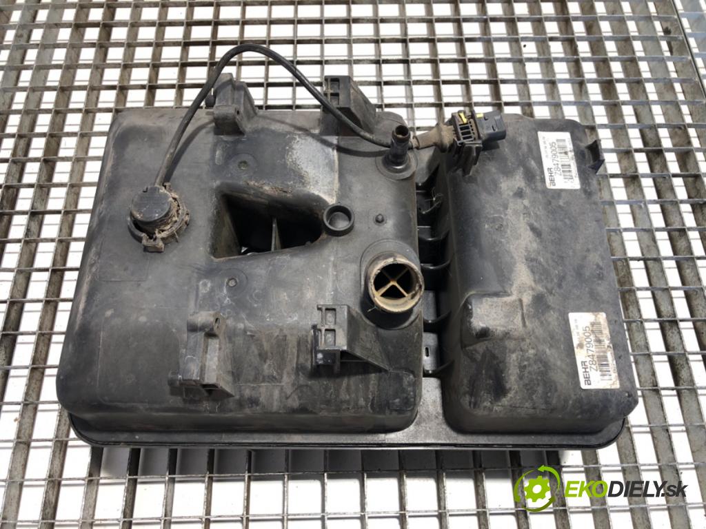 DAF XF Ciągnik siodłowy 2016 340 kW FT 460 340 kW [462 KM] olej napędowy 2012 - 2022 12900 nádržka vyrovnávací kapaliny chadicího 1960437