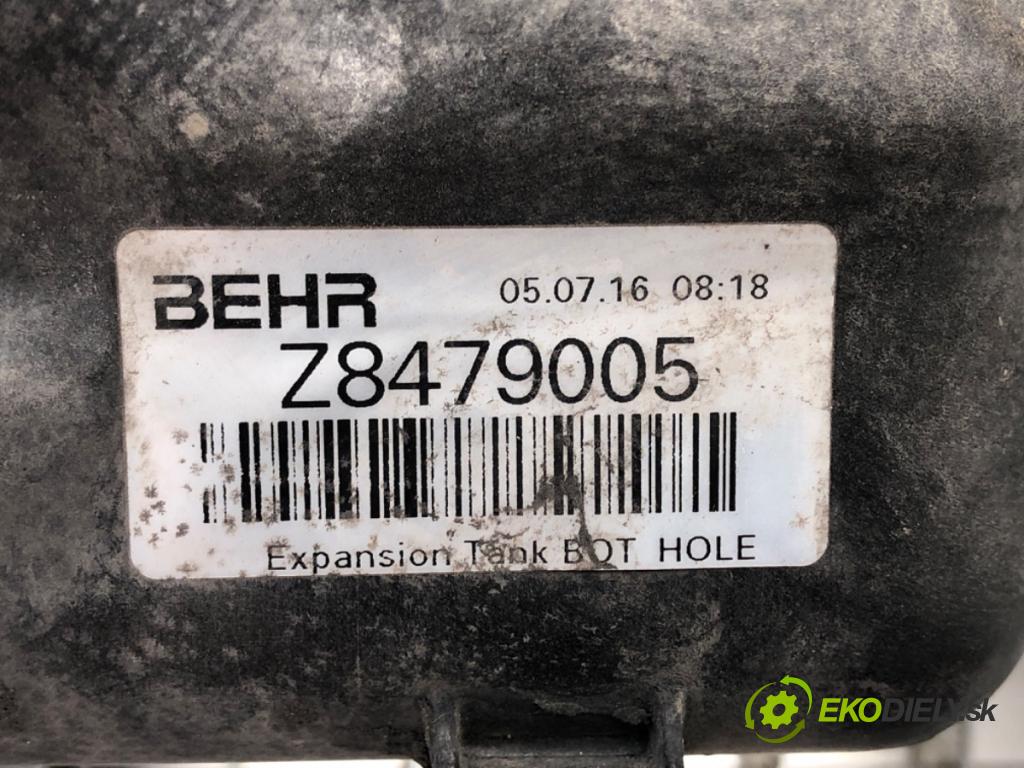 DAF XF Ciągnik siodłowy 2016 340 kW FT 460 340 kW [462 KM] olej napędowy 2012 - 2022 12900 nádržka vyrovnávací kapaliny chadicího 1960437