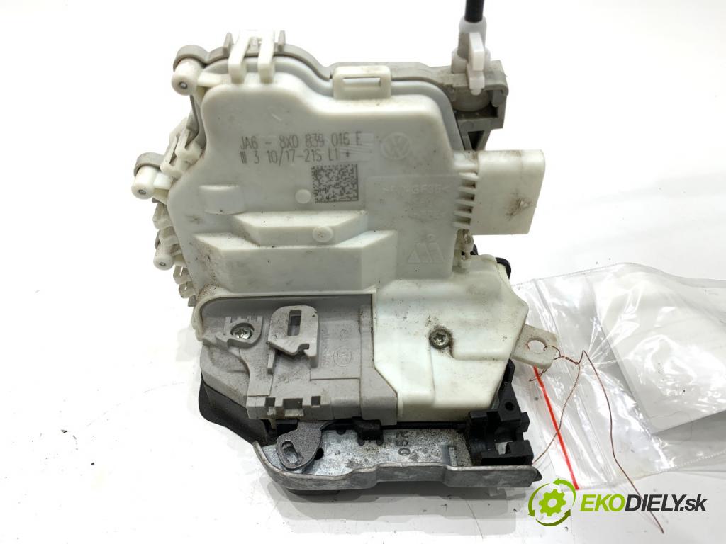 AUDI A4 B9 Kombi 2017 140 kW 2.0 TDI quattro 1968 zámok Dvere pravy zad 8X0839016E