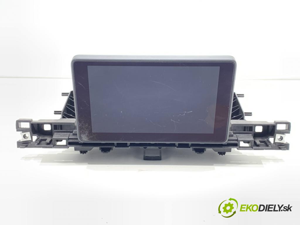 AUDI A4 B9 Kombi 2017 140 kW 2.0 TDI quattro 1968 Dislpej 8W0919604 (Prístrojová doska)