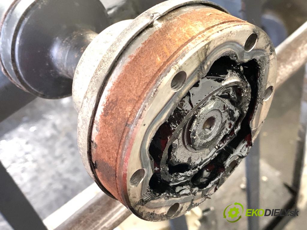 AUDI A4 B9 Kombi 2017 140 kW 2.0 TDI quattro 1968 Kardaň, hriadeľ hnací zad 8W0521101 (Kardaňový hriadeľ)