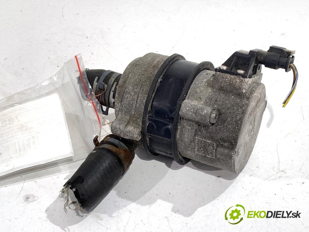 AUDI A4 B9 Kombi 2017 140 kW 2.0 TDI quattro 1968 DALŠÍ: pumpa vody 4H0965567A (Vodní pumpa)