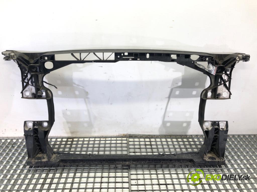 AUDI A4 B9 Kombi 2017 140 kW 2.0 TDI quattro 1968 držák přední část  (Přední výztuha)