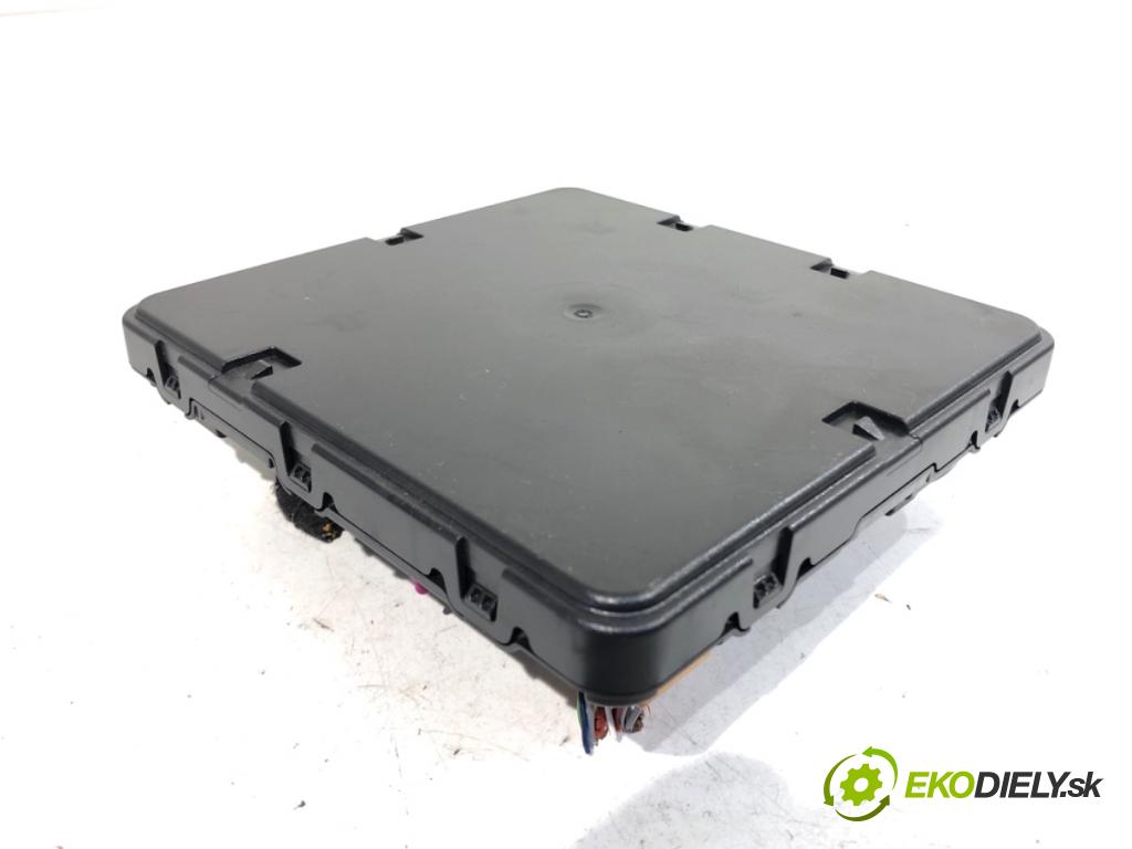 AUDI A4 B9 Kombi 2017 140 kW 2.0 TDI quattro 1968 Modul komfortu 8W0907064CA (Modul komfortu)