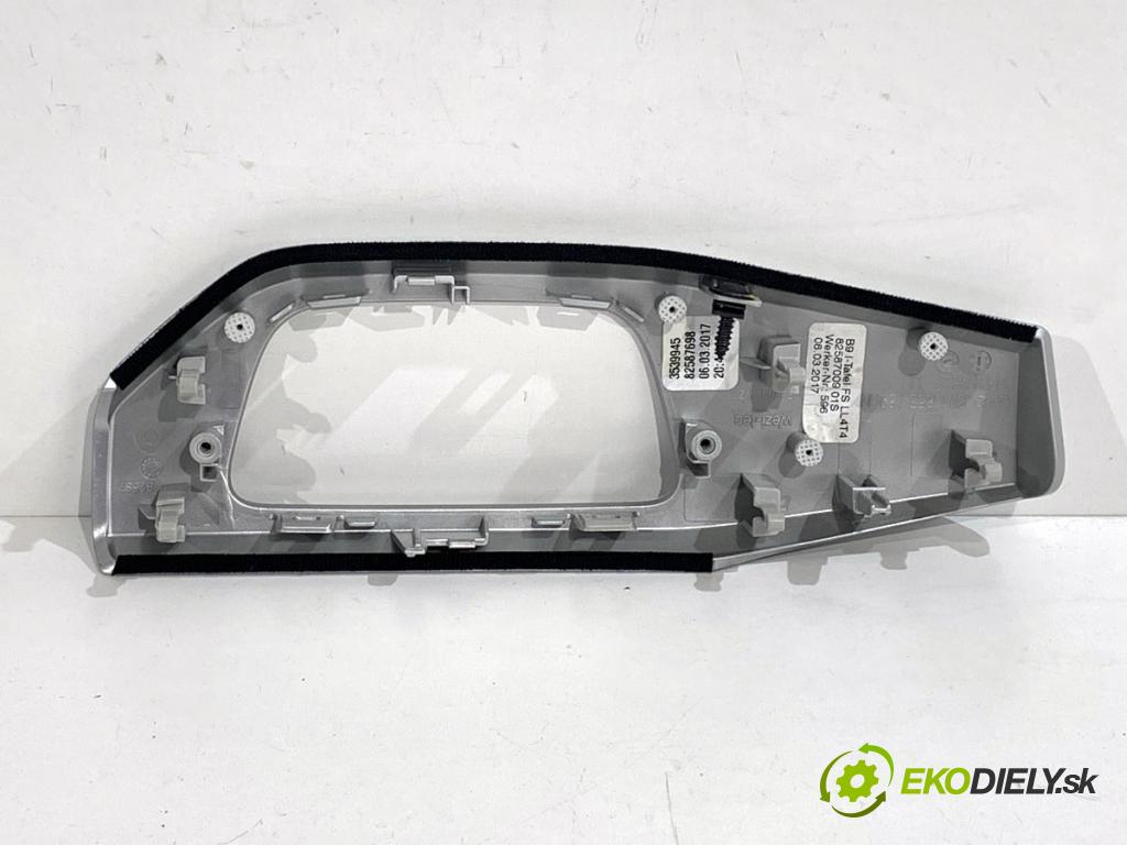 AUDI A4 B9 Kombi 2017 140 kW 2.0 TDI quattro 1968 lišty kryt 8W1853190A 8W1853189N (Lišta)