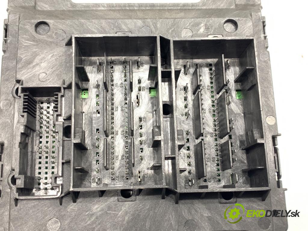 AUDI A4 B9 Kombi 2017 140 kW 2.0 TDI quattro 1968 Modul komfortu 8W0907063CC (Modul komfortu)