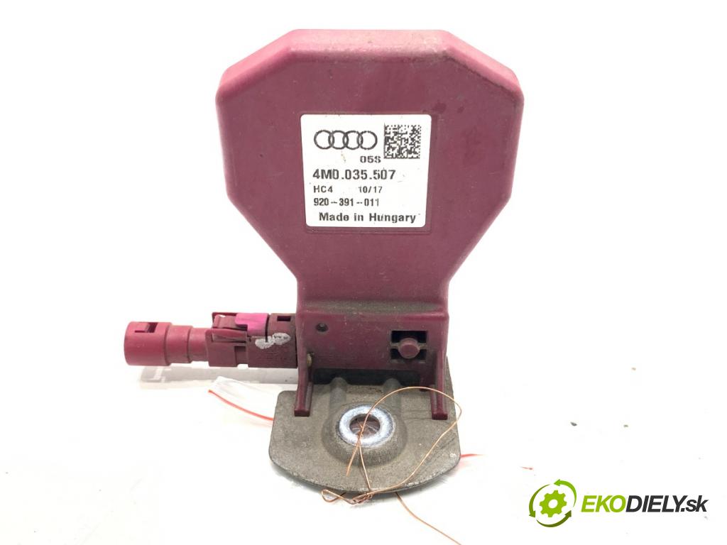AUDI A4 B9 Kombi 2017 140 kW 2.0 TDI quattro 1968 Zosilňovač Antenní: 4M0035507 (Zosilňovač)