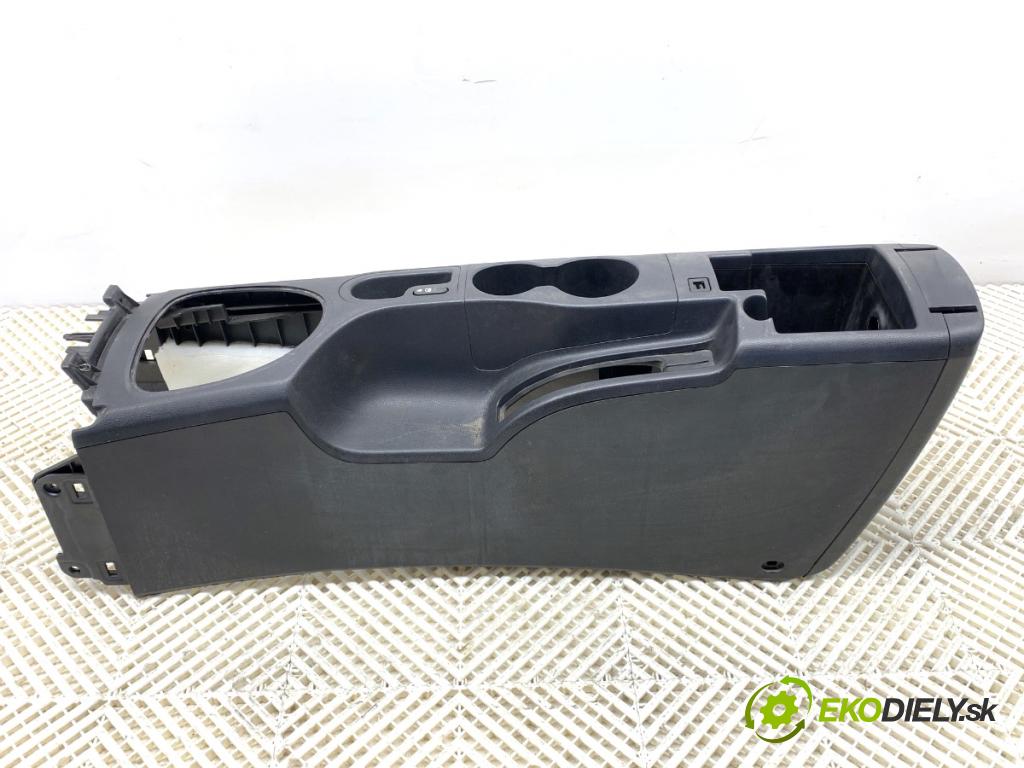 NISSAN QASHQAI J10 SUV 2012 96 kW 1.6 dCi 1598 Tunel středový  (Středový tunel)