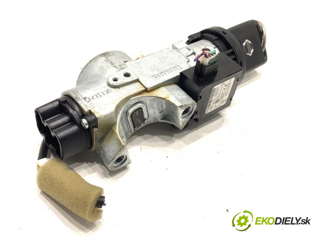 NISSAN QASHQAI J10 SUV 2012 96 kW 1.6 dCi 1598 spinačka N0502825 (Spínacia skrinka)