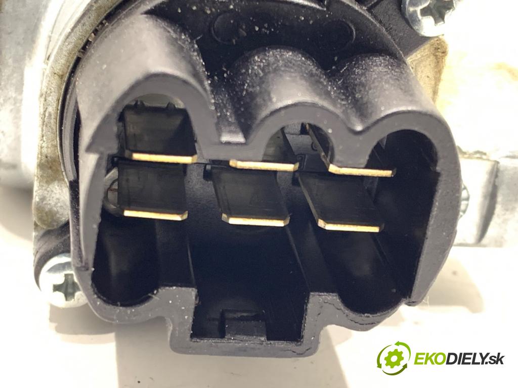 NISSAN QASHQAI J10 SUV 2012 96 kW 1.6 dCi 1598 spinačka N0502825 (Spínacia skrinka)