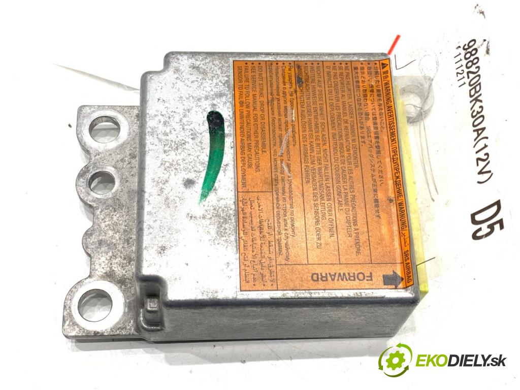 NISSAN QASHQAI J10 SUV 2012 96 kW 1.6 dCi 1598 senzor airbag 98820BK30A (Snímač)