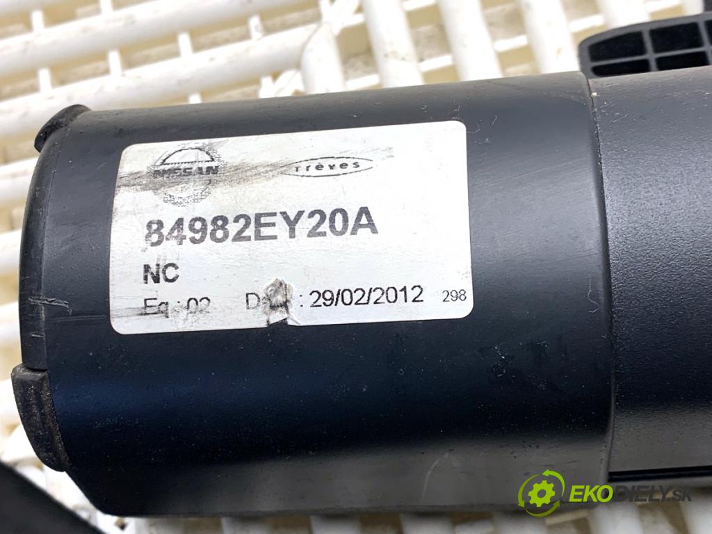NISSAN QASHQAI J10 SUV 2012 96 kW 1.6 dCi 1598 Roleta kufra 84982EY20A