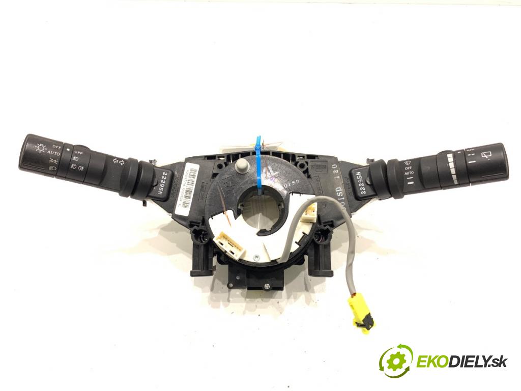 NISSAN QASHQAI J10 SUV 2012 96 kW 1.6 dCi 1598 Prepínač kombinovaný 47945JD00A 0265005545 (Prepínacie páčky pod volantom)