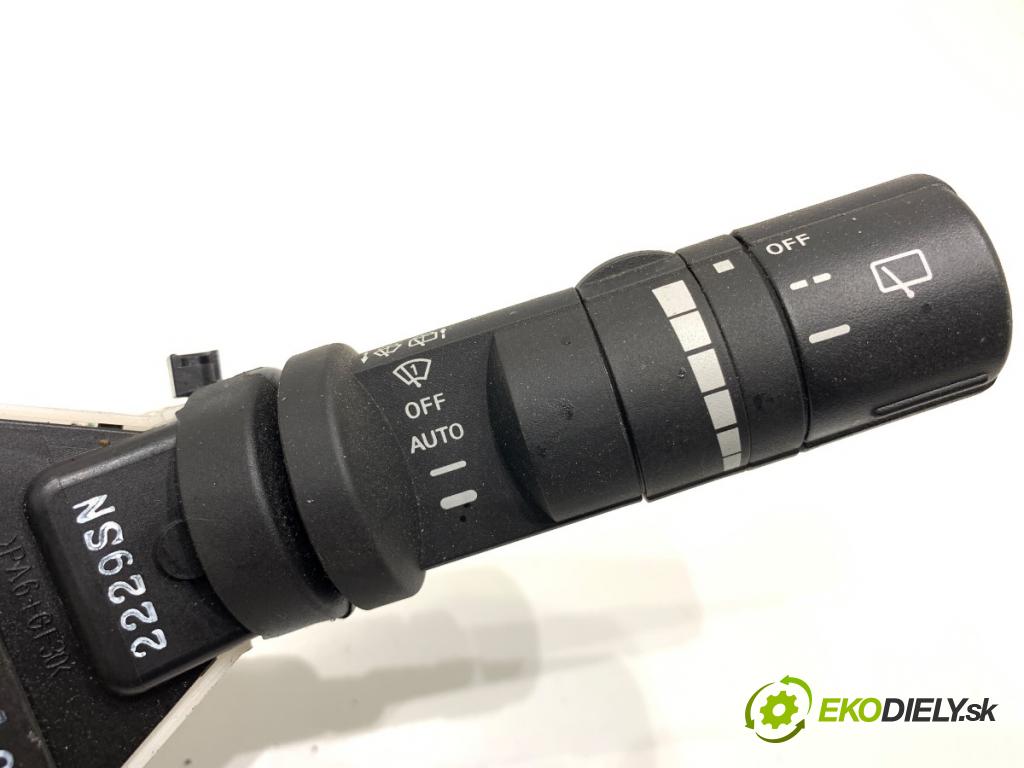 NISSAN QASHQAI J10 SUV 2012 96 kW 1.6 dCi 1598 Prepínač kombinovaný 47945JD00A 0265005545 (Prepínacie páčky pod volantom)