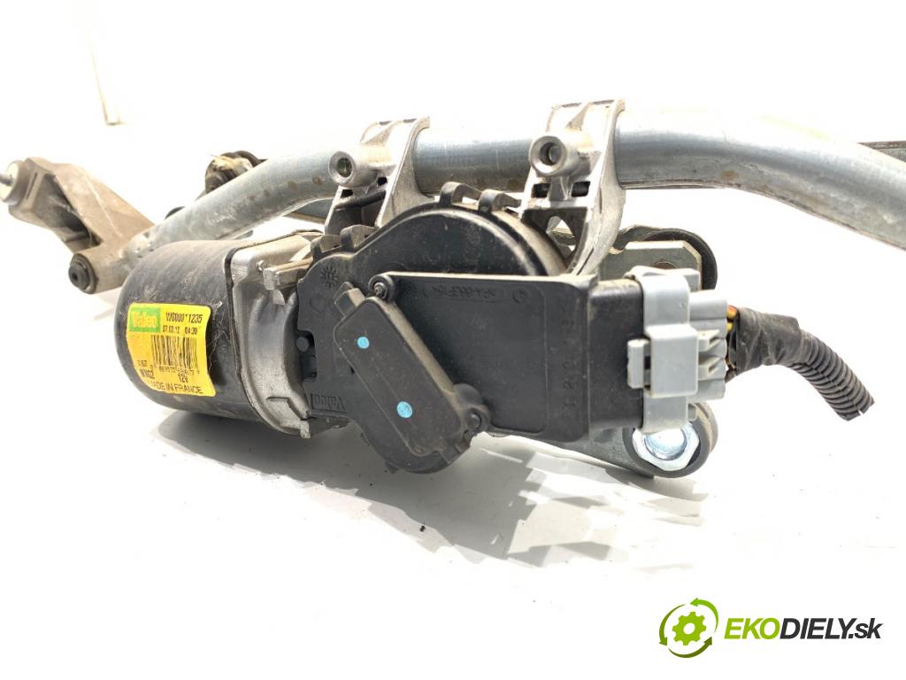 NISSAN QASHQAI J10 SUV 2012 96 kW 1.6 dCi 1598 Mechanizmus stieračov predný 28800JD900 (Motorček stieračov predný)