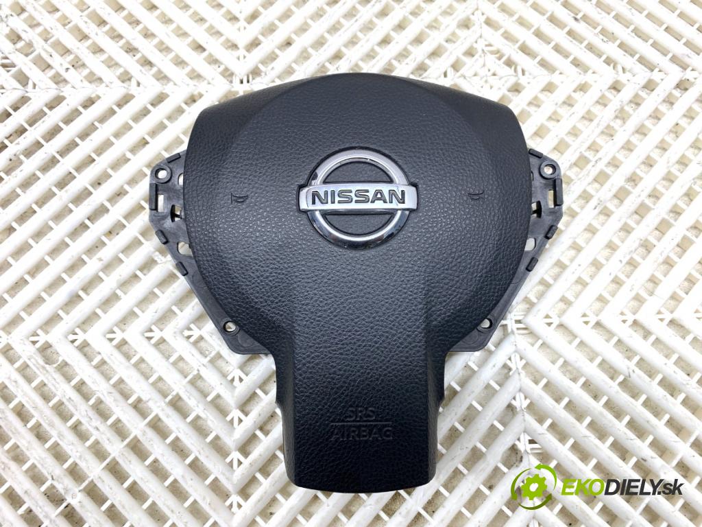 NISSAN QASHQAI J10 SUV 2012 96 kW 1.6 dCi 1598 Palubná doska silentbloku pasy