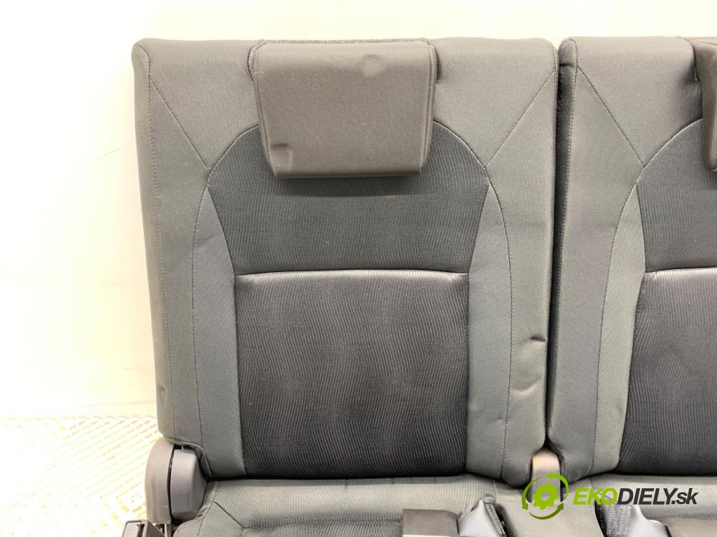 NISSAN QASHQAI J10 SUV 2012 96 kW 1.6 dCi 1598 Sedadlo tretí rad