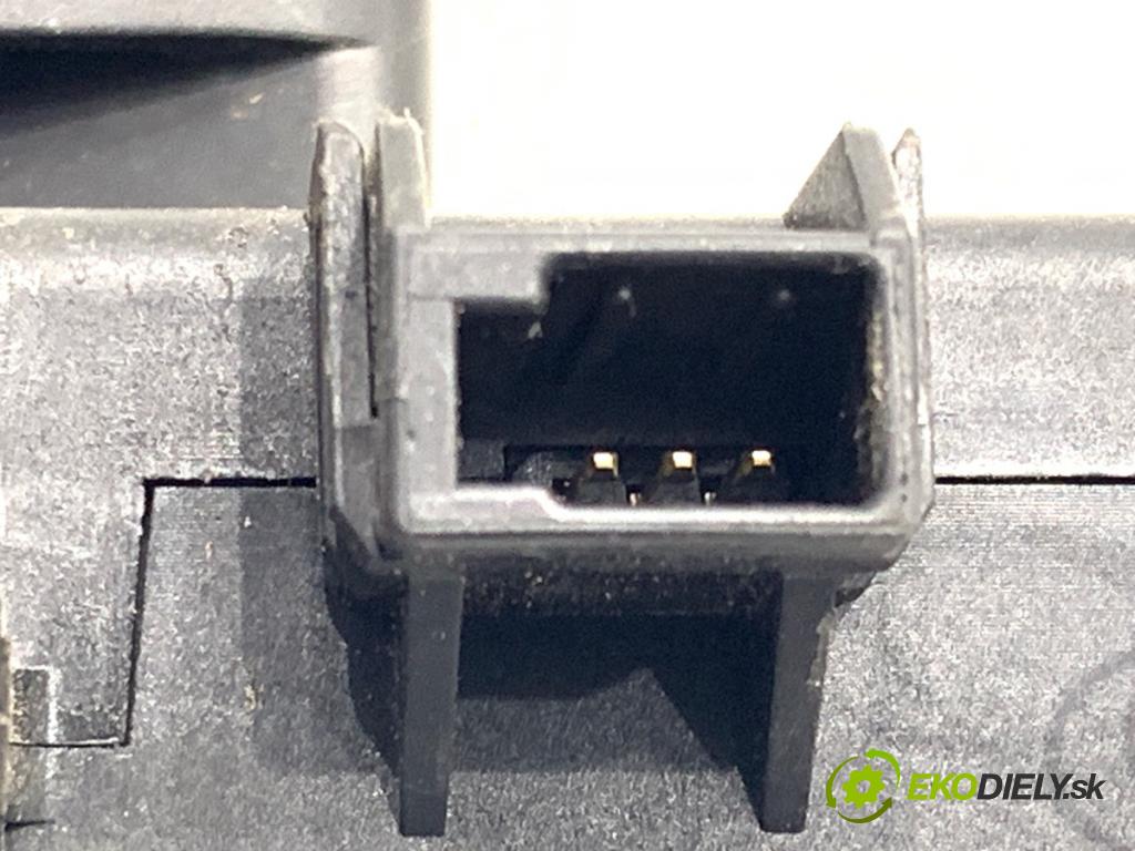 NISSAN QASHQAI J10 SUV 2012 96 kW 1.6 dCi 1598 Motor kúrenia 27732JD02A