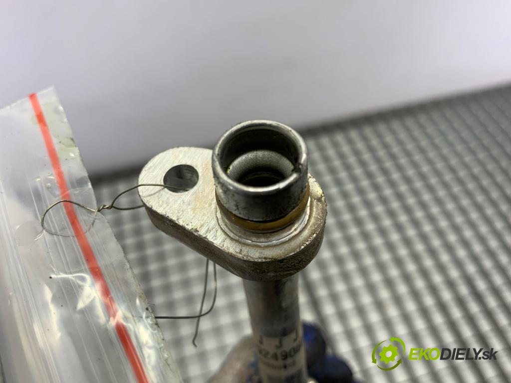 NISSAN QASHQAI J10 SUV 2012 96 kW 1.6 dCi 1598 rúrka klimatizace 92490BB50A (Trubka klimatizace)