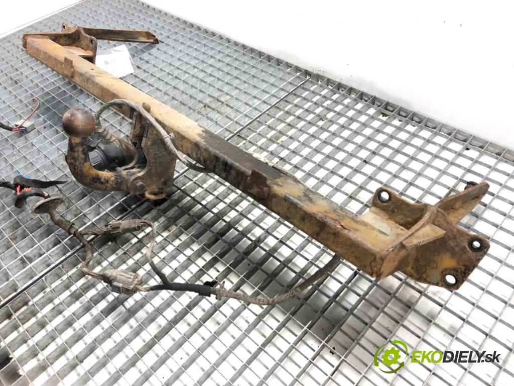 FORD TRANSIT CONNECT nadwozie wielkoprzestrzenne (MPV) 2016 88 kW 1.5 TDCi 1499 Hák ťažné zariadenie  (Ťažné zariadenie)