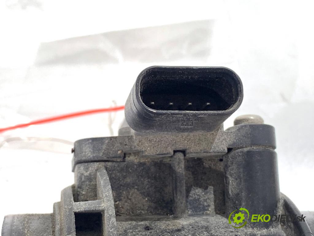 FORD TRANSIT CONNECT nadwozie wielkoprzestrzenne (MPV) 2016 88 kW 1.5 TDCi 1499 Váha vzduchu EM5A-12B579-AA (Váha vzduchu)