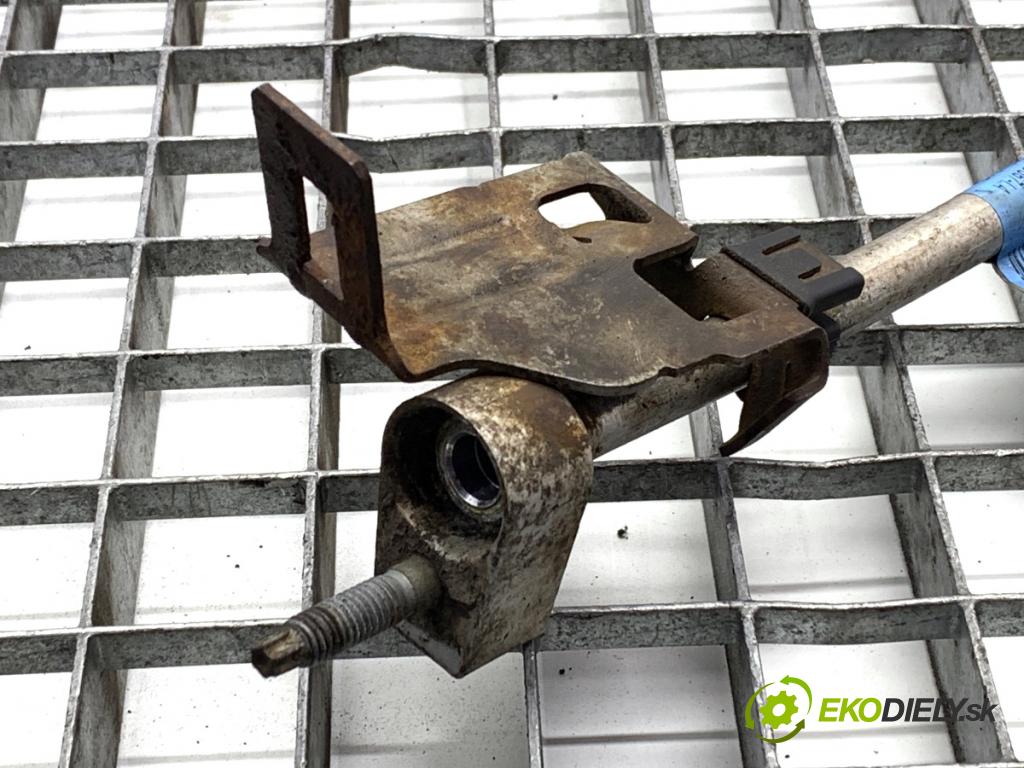 FORD TRANSIT CONNECT nadwozie wielkoprzestrzenne (MPV) 2016 88 kW 1.5 TDCi 1499 rúrka klimatizace F1F1-19D567-LA (Trubka klimatizace)