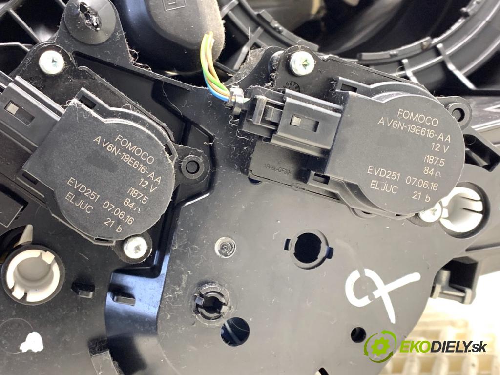 FORD TRANSIT CONNECT nadwozie wielkoprzestrzenne (MPV) 2016 88 kW 1.5 TDCi 1499 Výhrevné teleso, radiátor kúrenia KOMBAJN DV61-19B555-AG