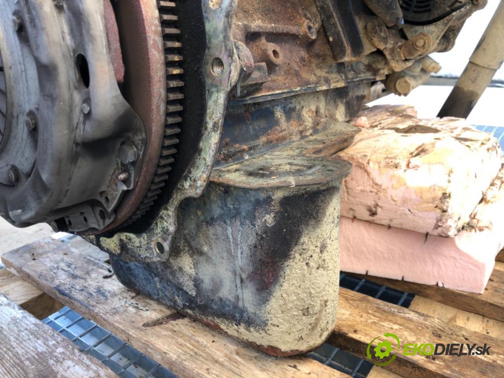 NISSAN TERRANO II samochód terenowy zamknięty 1994 91 kW 2.4 i 12V 4WD 2389 Motor KA24E (Motor)