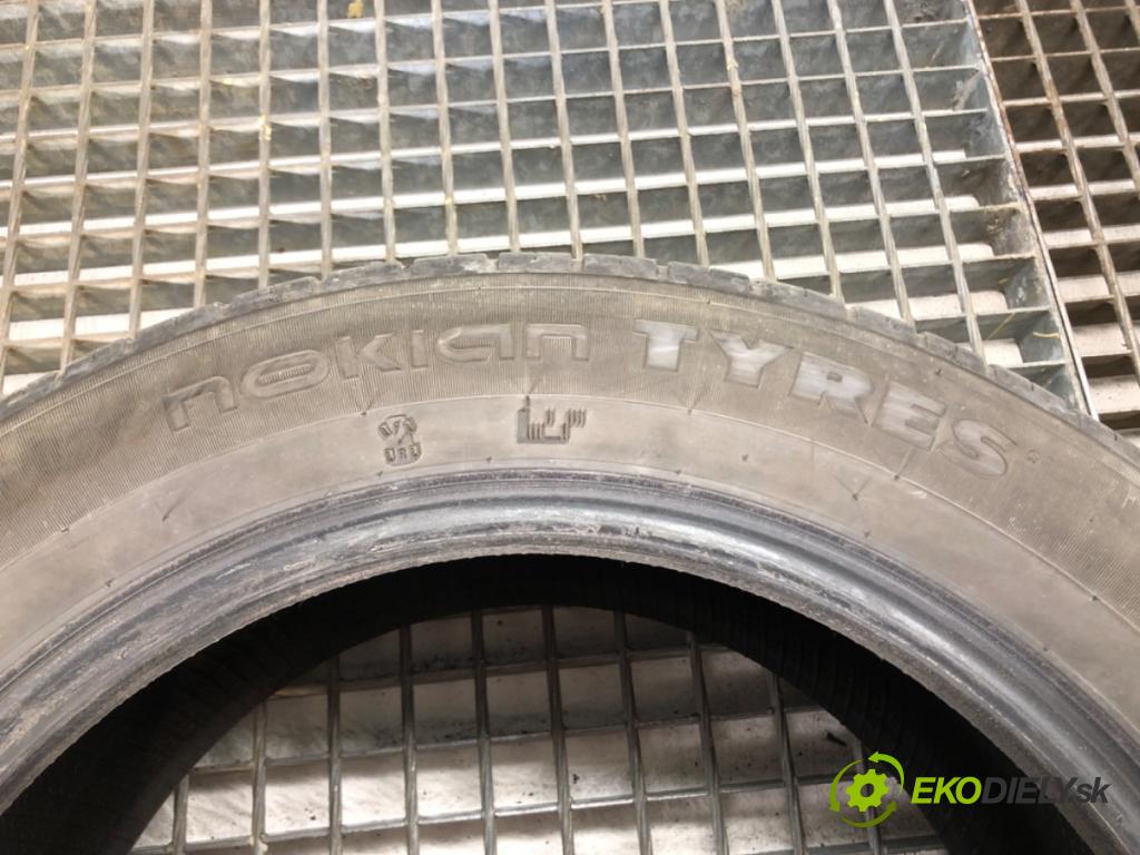--- ---      PNEUMATIKY: 2X 205/55 16" NOKIAN
